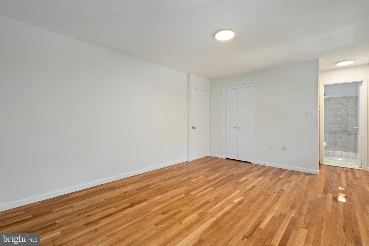 4300 Roberts Avenue photo 53