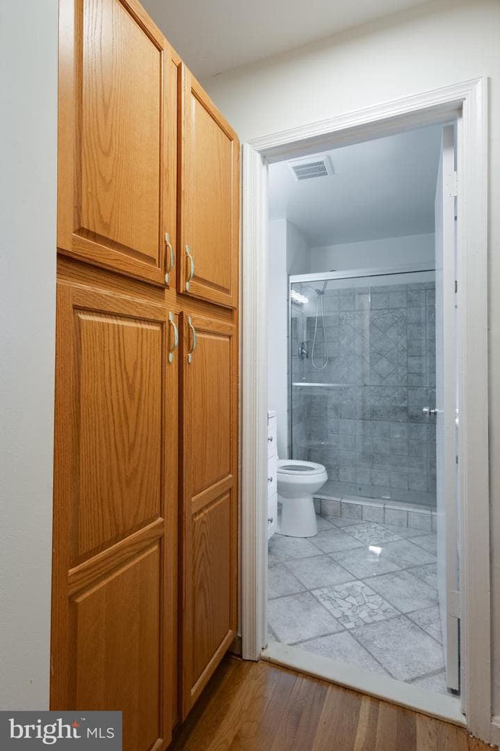 4300 Roberts Avenue photo 54