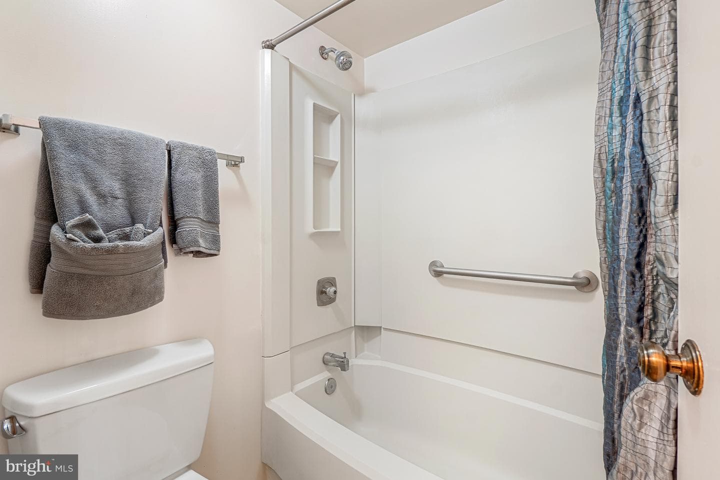 5901 Mount Eagle Drive #1216 photo 23