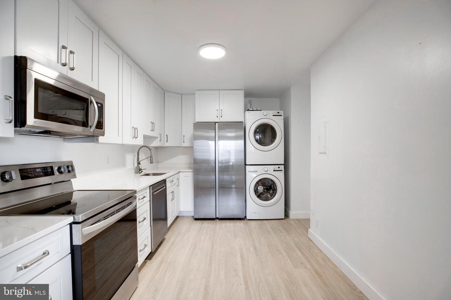 8380 Greensboro Drive #607 photo 12