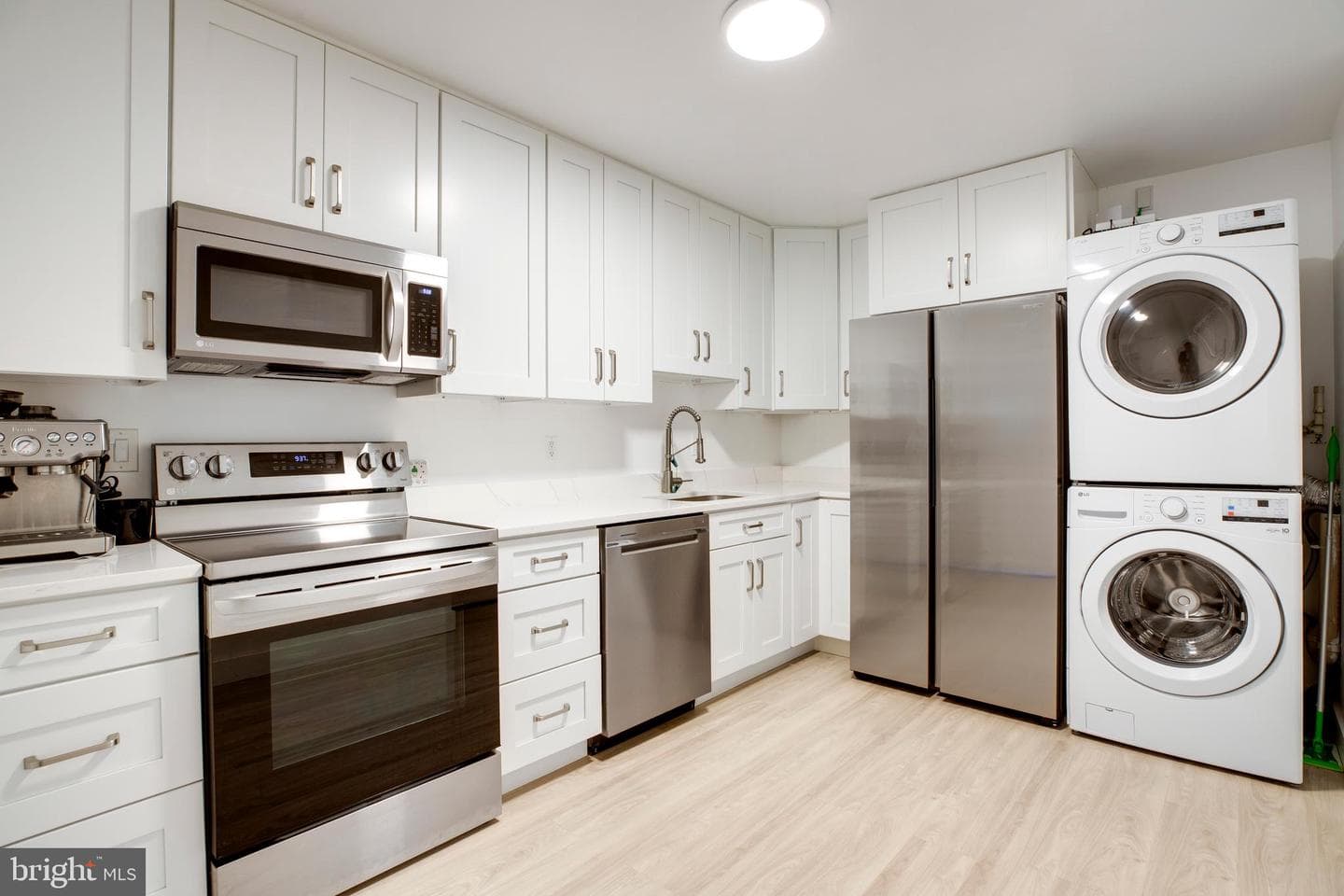 8380 Greensboro Drive #607 photo 13