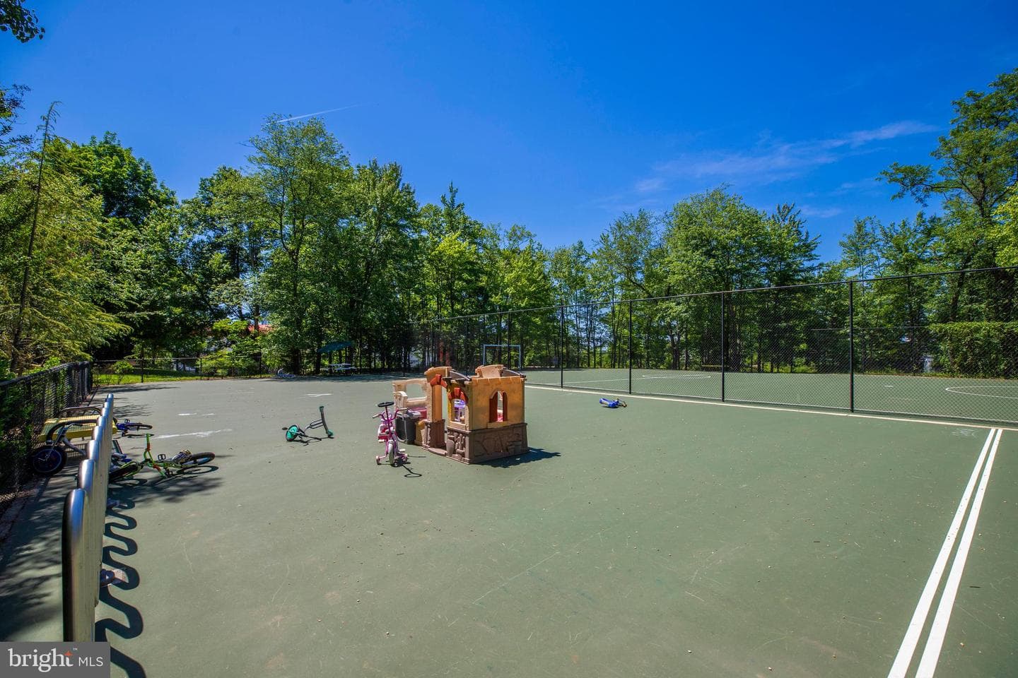 8380 Greensboro Drive #607 photo 47