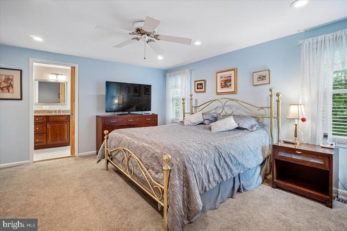 9739 Ironmaster Drive photo 23
