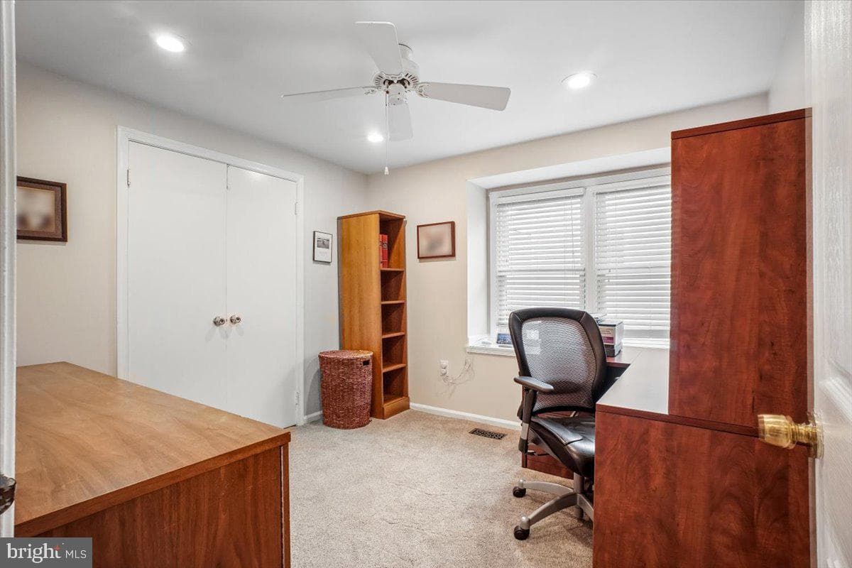 9739 Ironmaster Drive photo 27