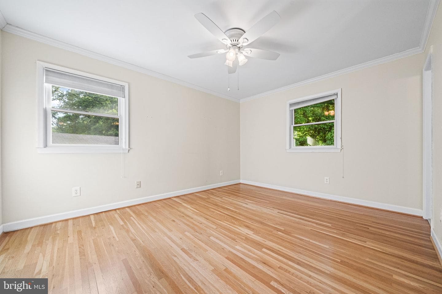 8522 Fairburn Drive photo 21