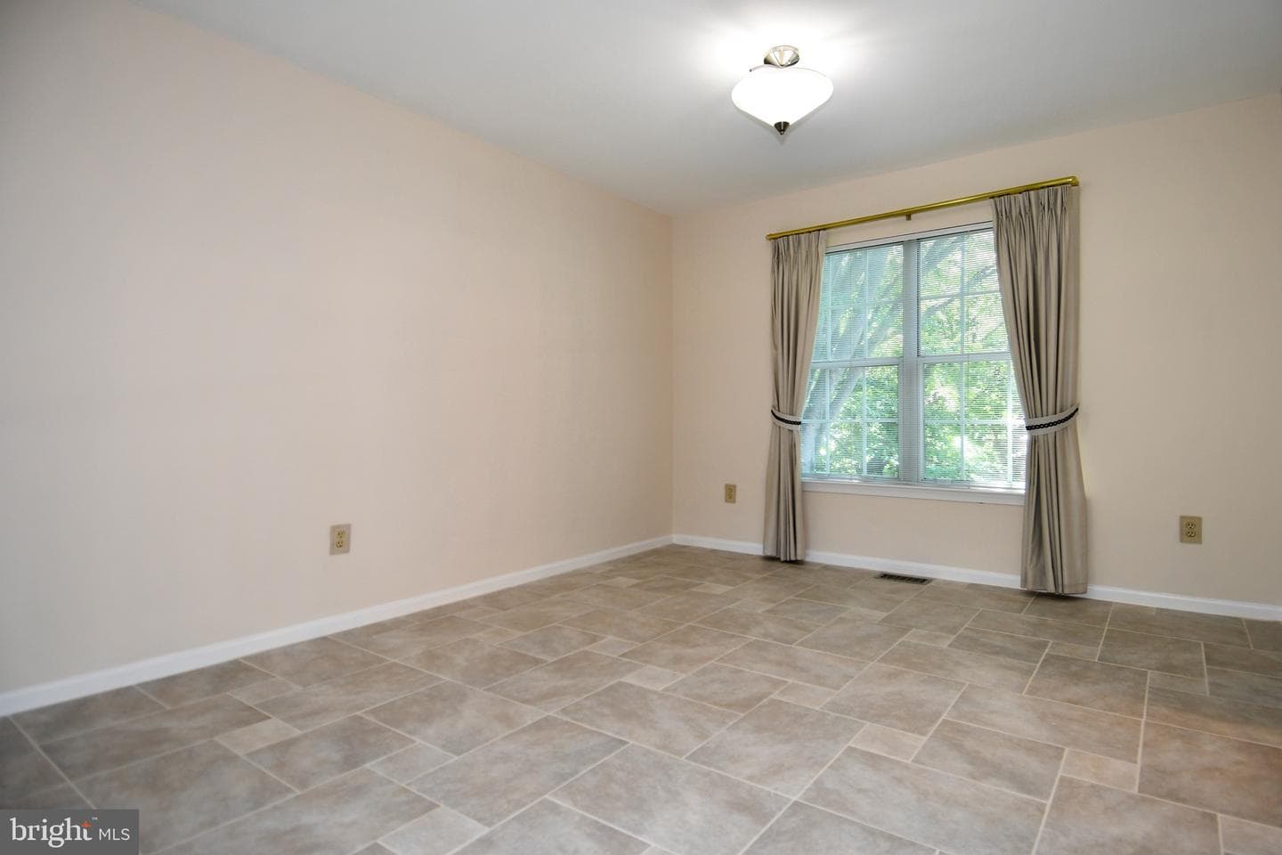11061 Tottenham Lane photo 16