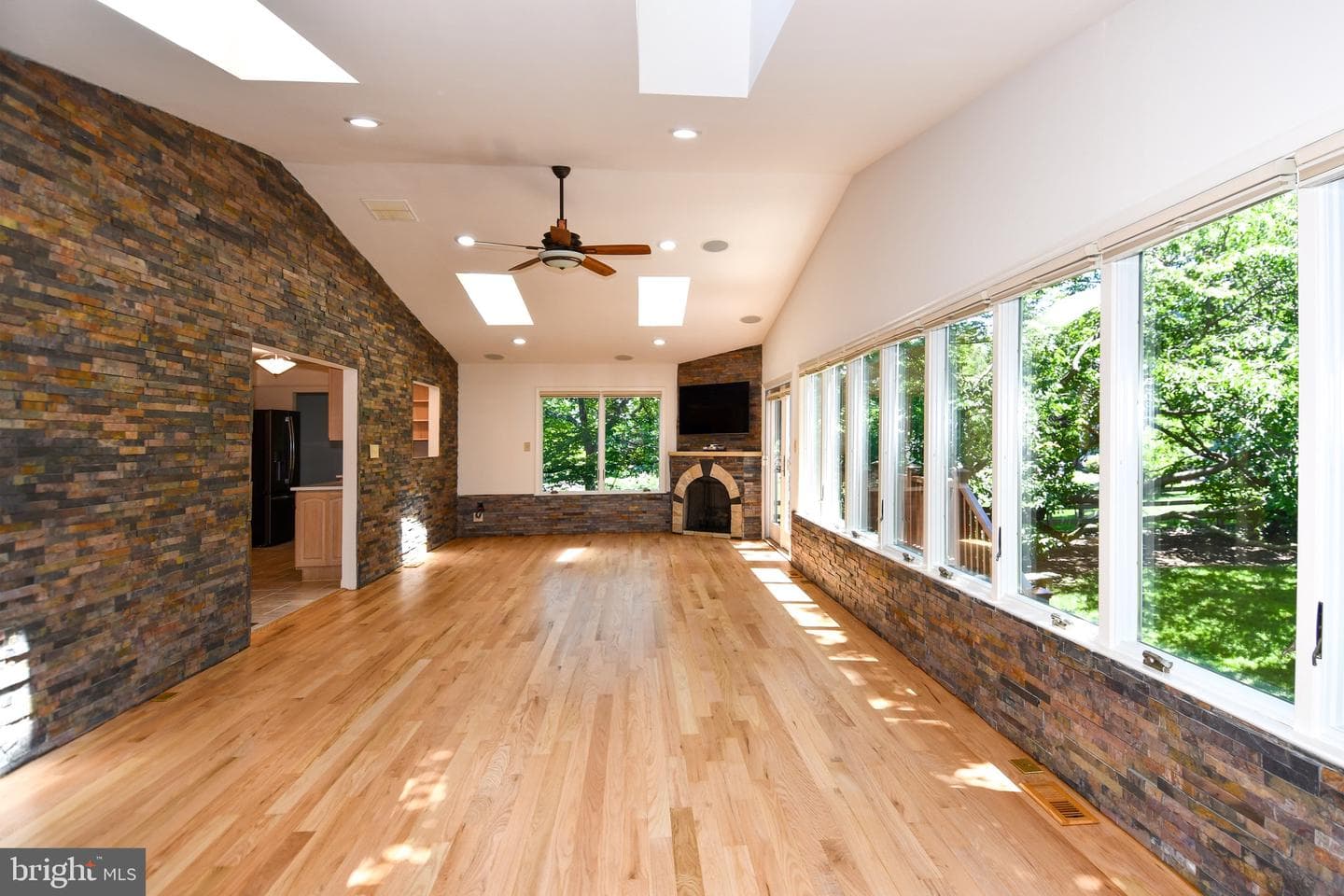 11061 Tottenham Lane photo 34