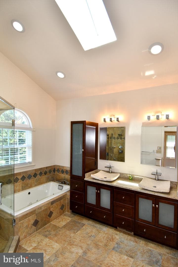 11061 Tottenham Lane photo 46