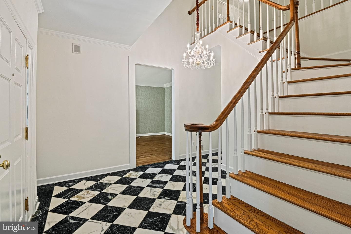 700 Running Brook Drive photo 4