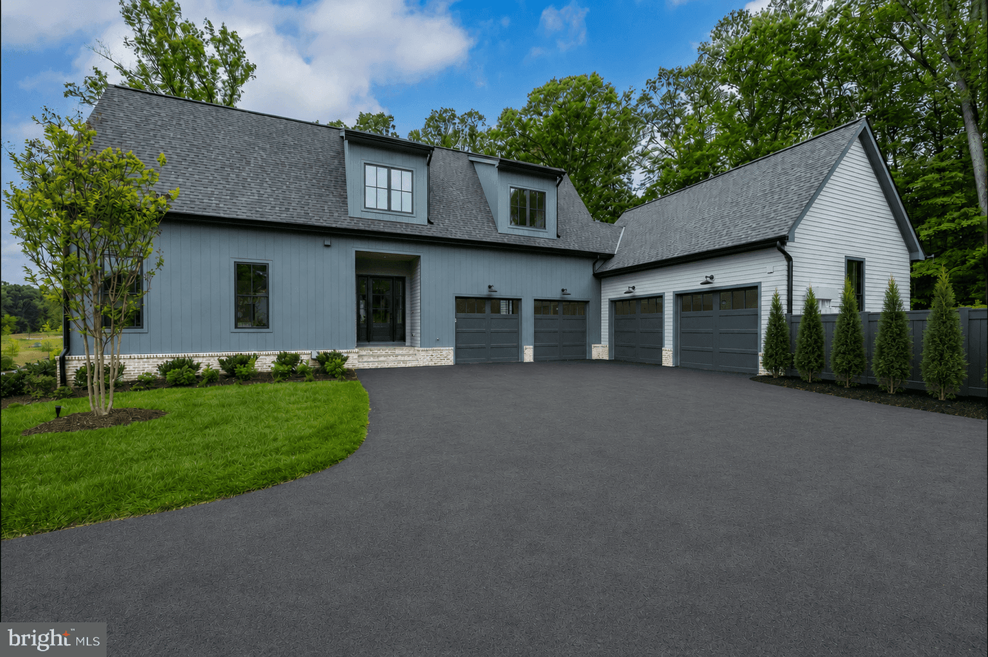 796 Falls Farm Court photo 3