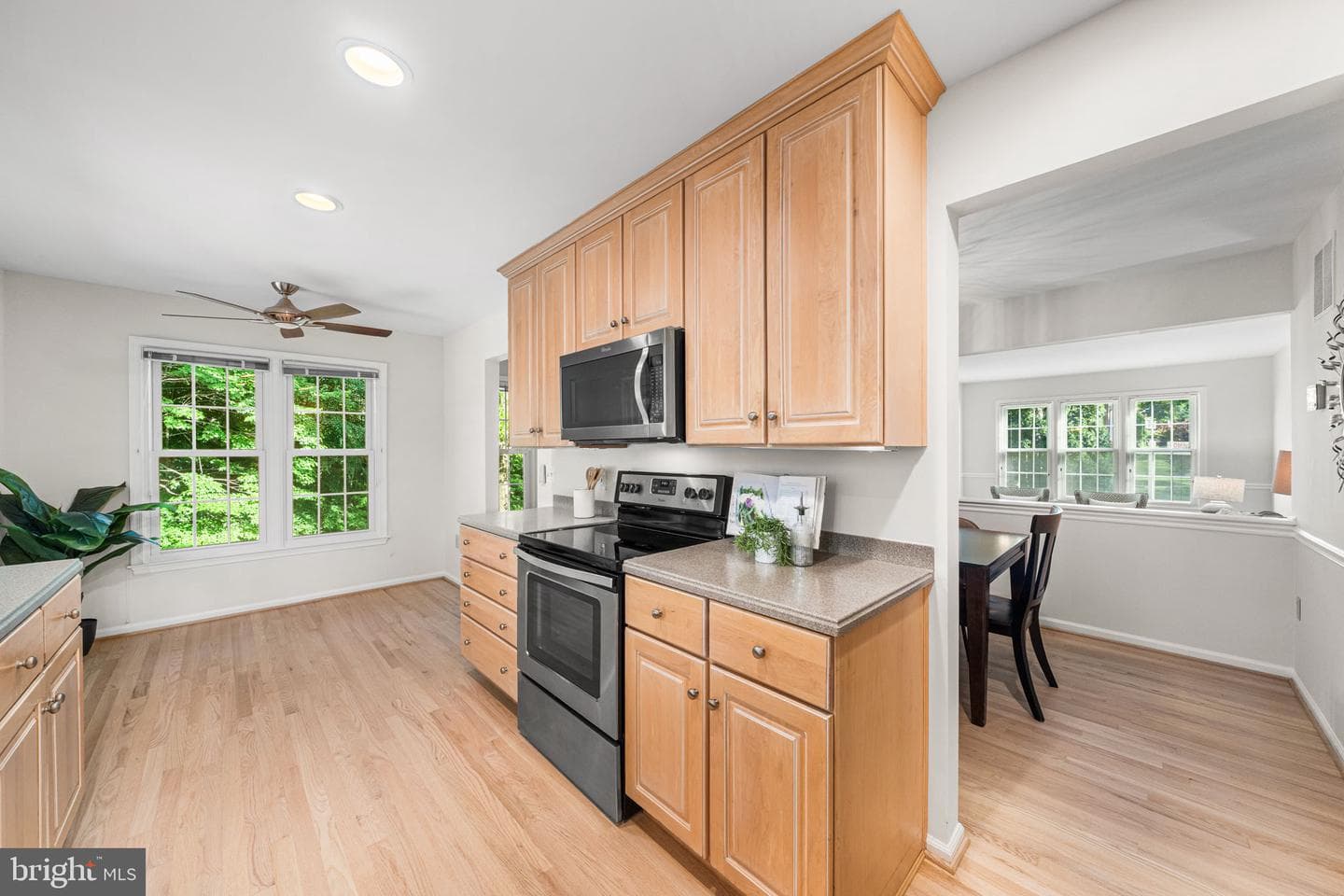7913 Pebble Brook Court photo 13