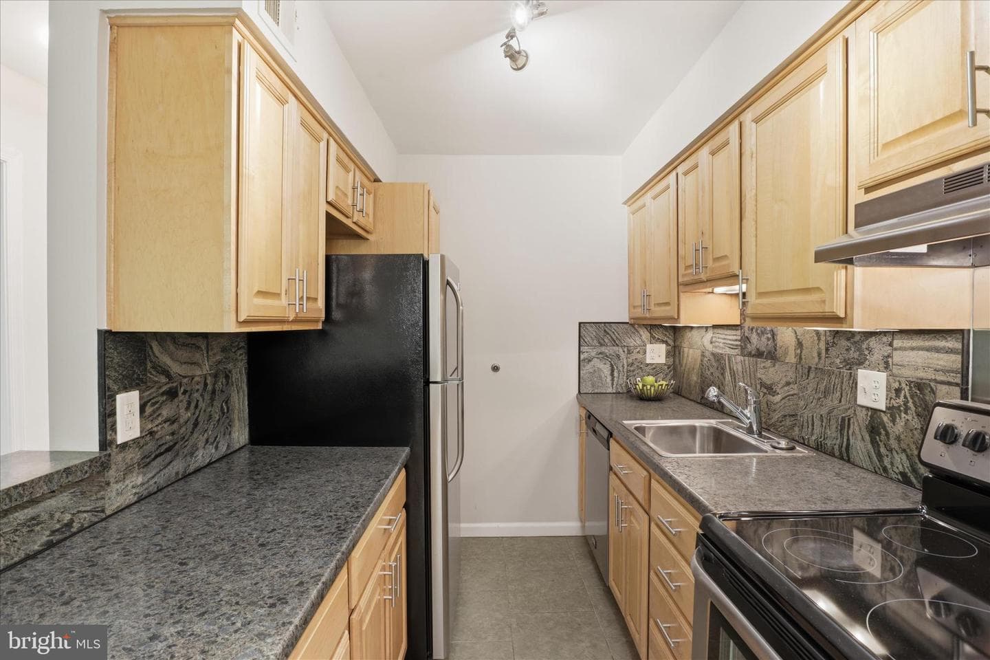 8110 Colony Point Road #h photo 9