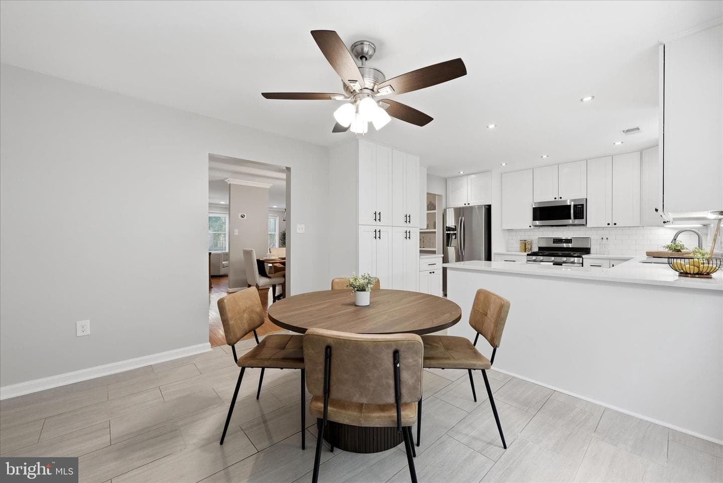 7716 Shootingstar Drive photo 6
