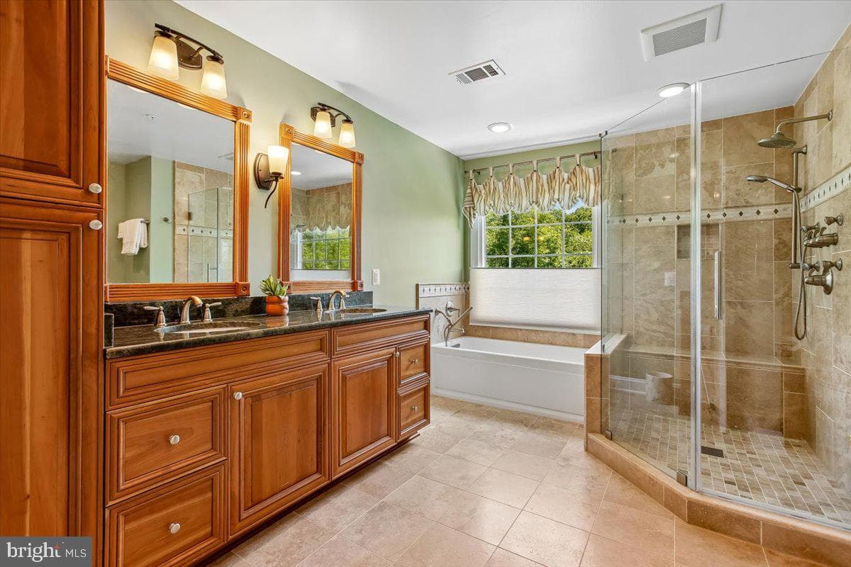 9574 Lagersfield Circle photo 24