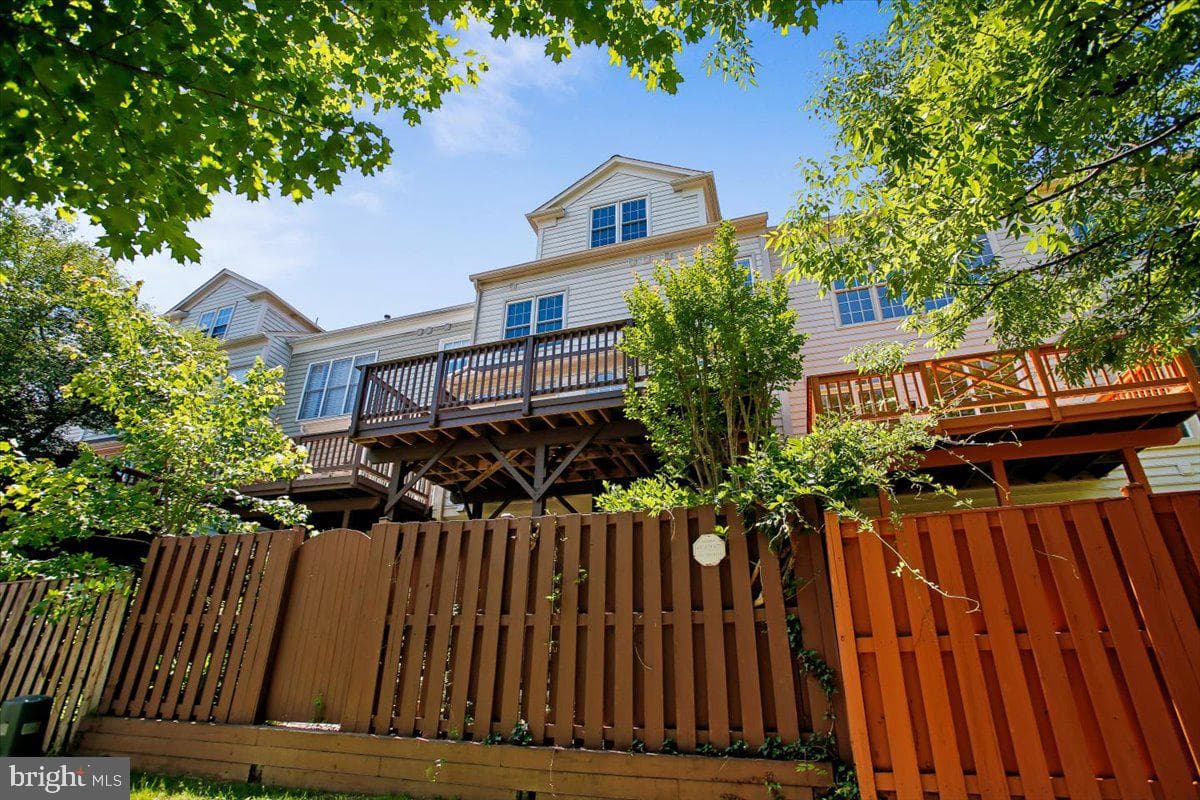 9574 Lagersfield Circle photo 57
