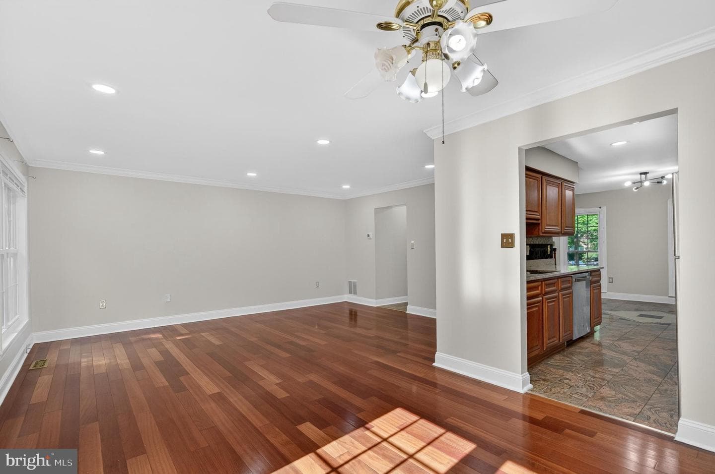 9608 Masterworks Drive photo 14