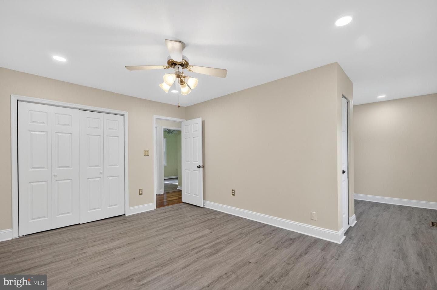 9608 Masterworks Drive photo 24