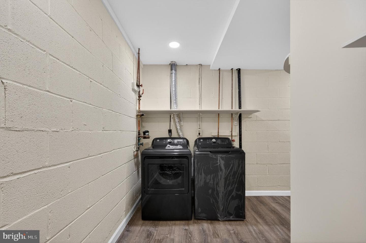 9608 Masterworks Drive photo 34