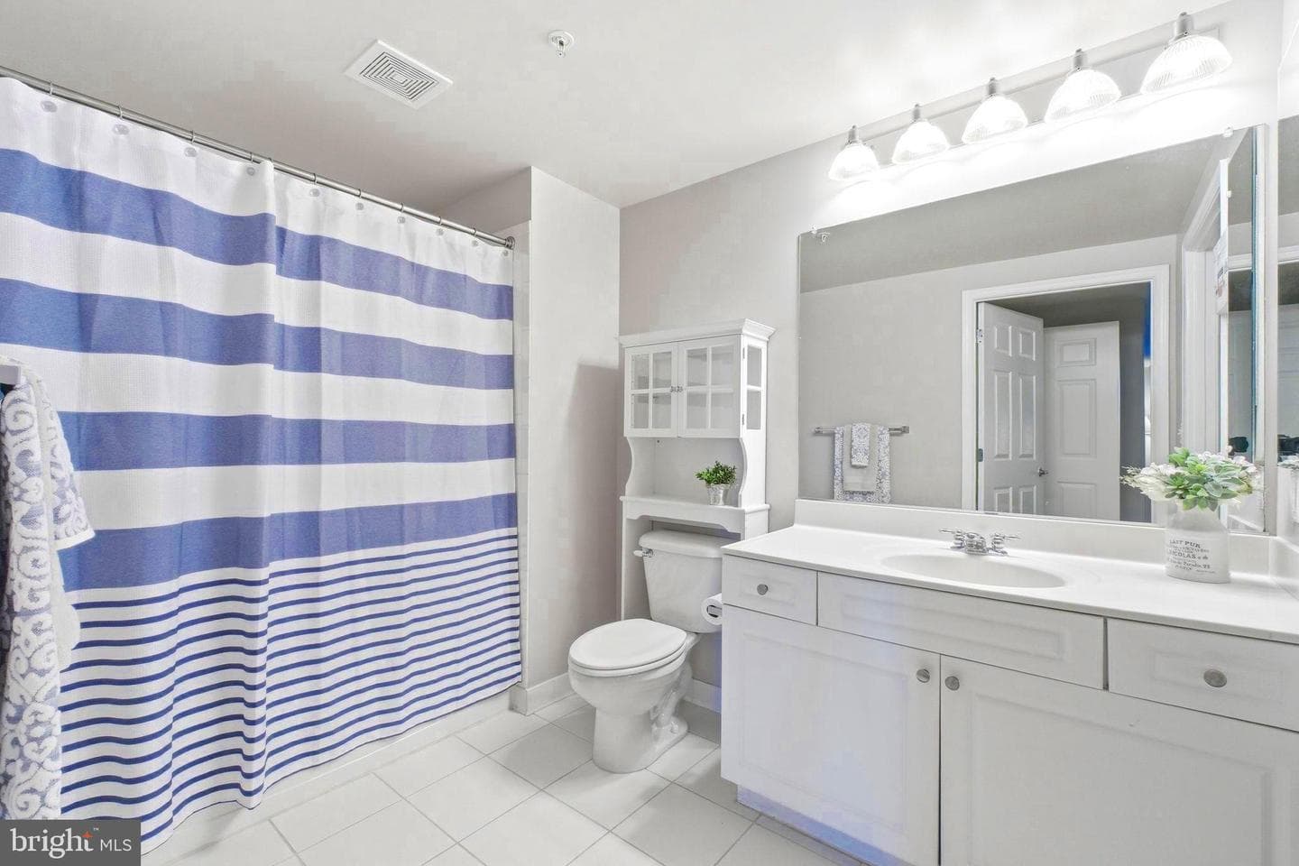 2726 Gallows Road #510 photo 15