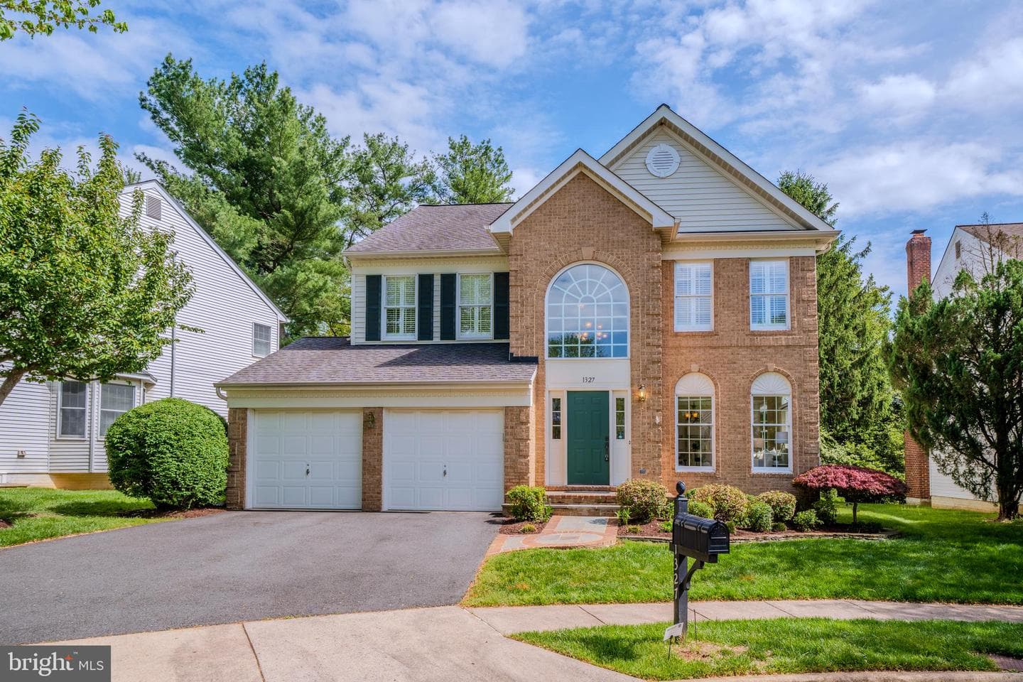 1327 Murray Downs Way, Reston