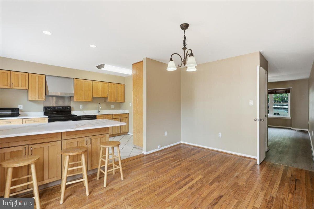 6168 Forest Creek Court photo 8
