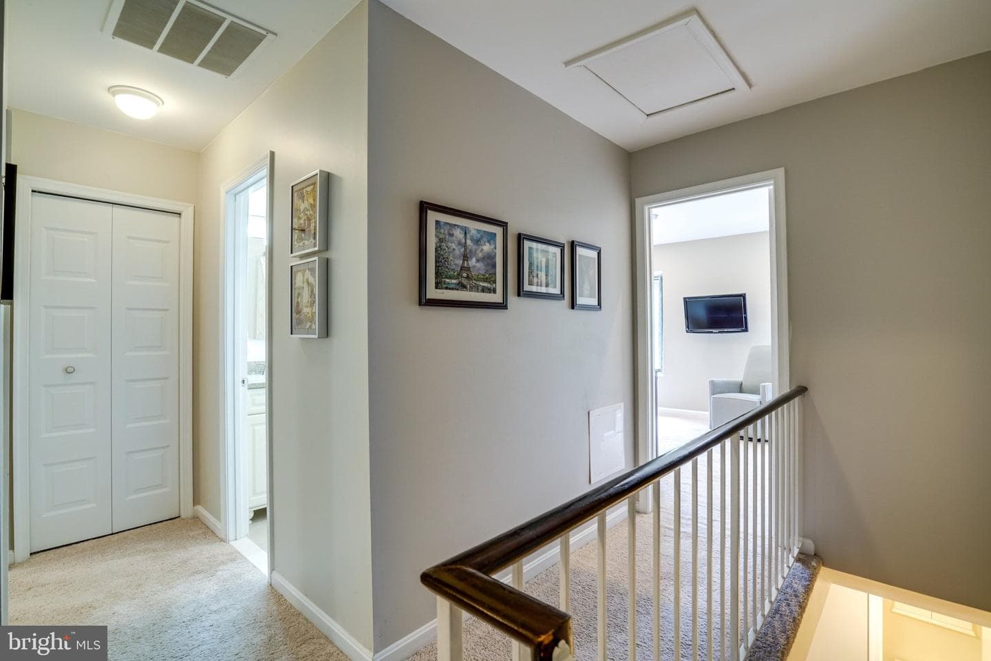 6149 Green Hollow Court photo 10