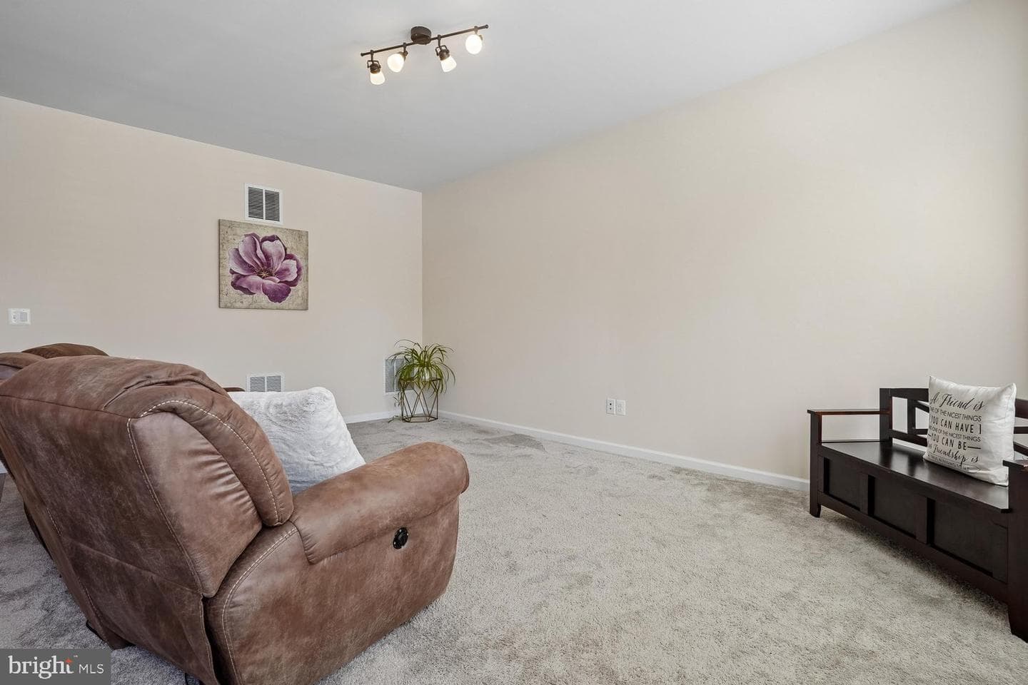 8358 Sallyport St photo 10