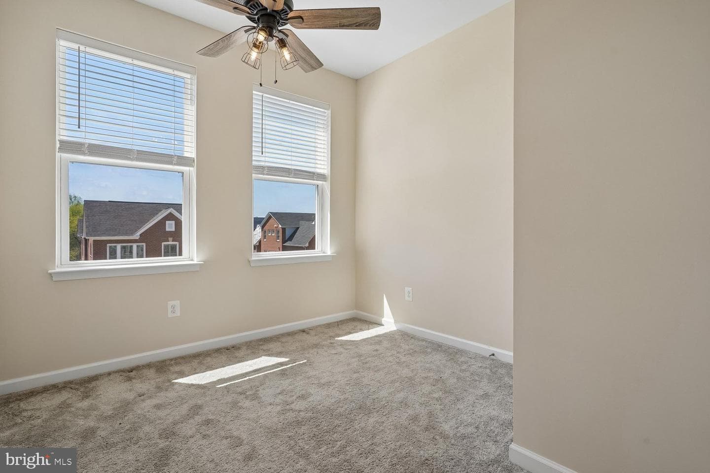 8358 Sallyport St photo 35