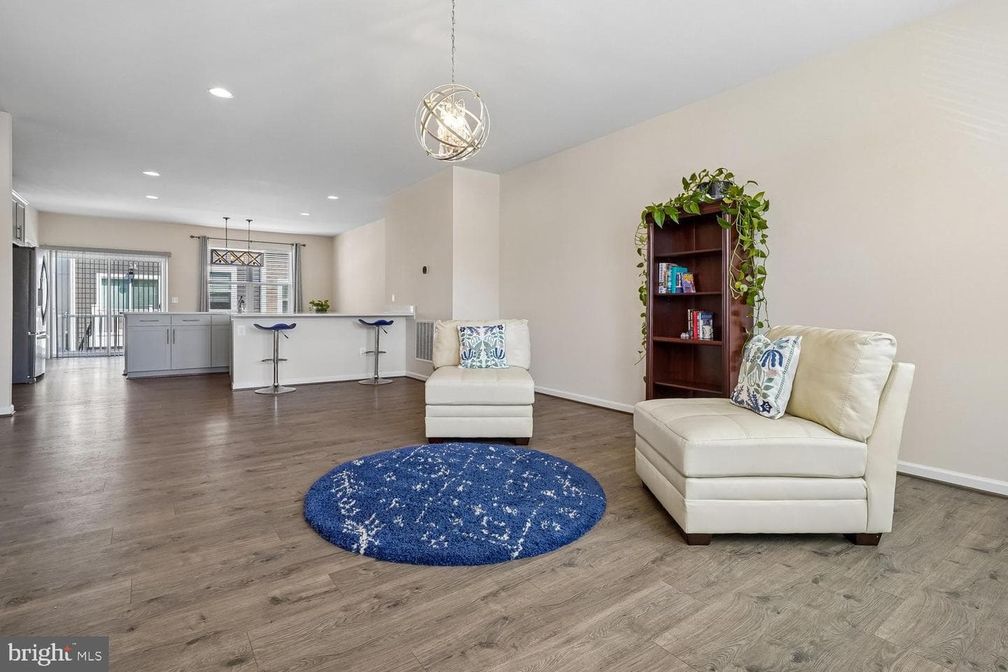 8358 Sallyport St photo 5
