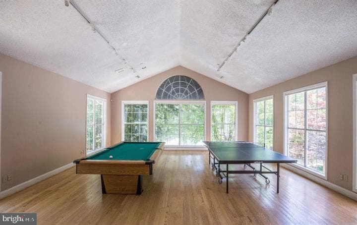 1504 Lincoln Way #323 photo 37