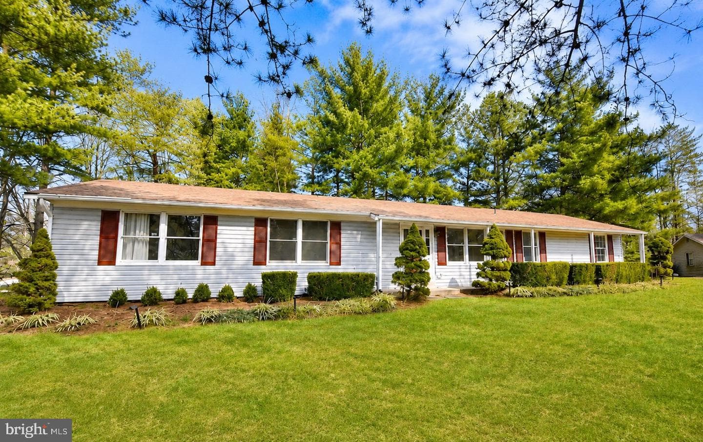10818 Oldfield Drive, Reston