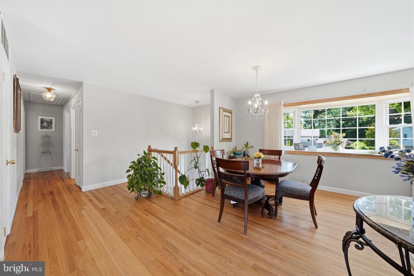 6106 Marilyn Drive photo 4