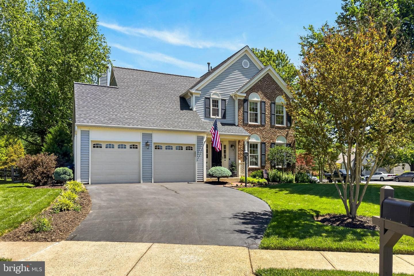 6463 Woodmere Place photo 3