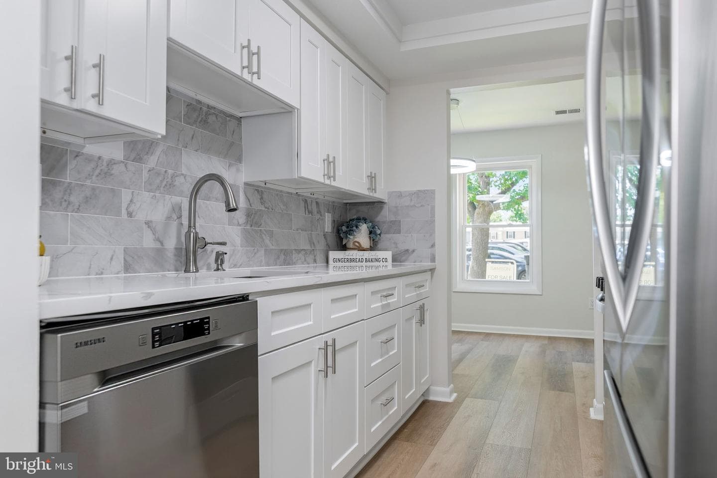 2124 Mager Drive photo 8