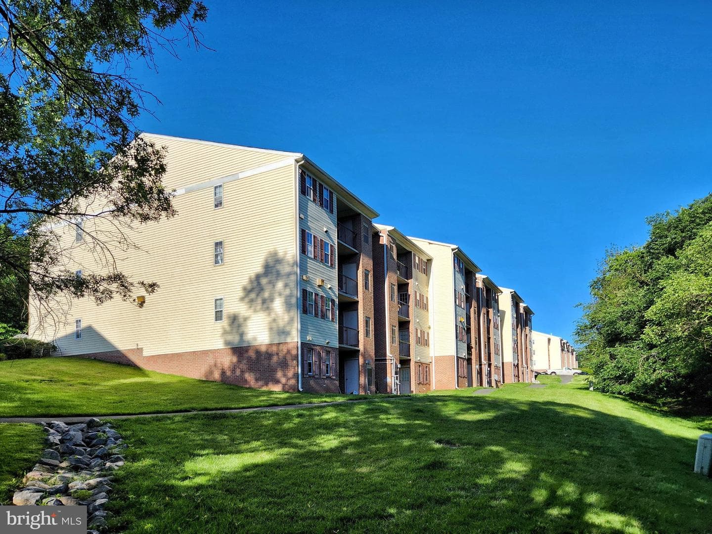 14905 Rydell Road #103 photo 28