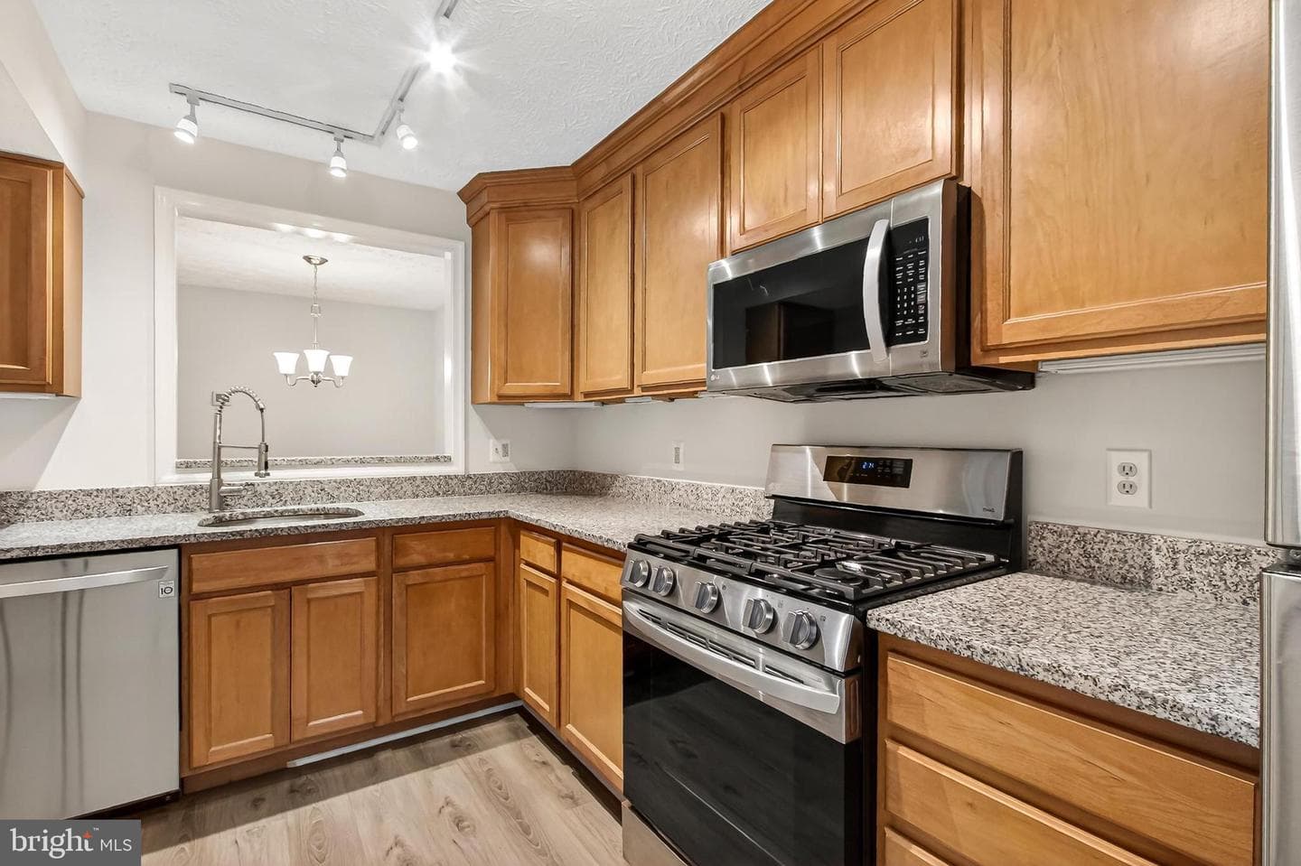 2251 Hunters Run Drive #2251 photo 22