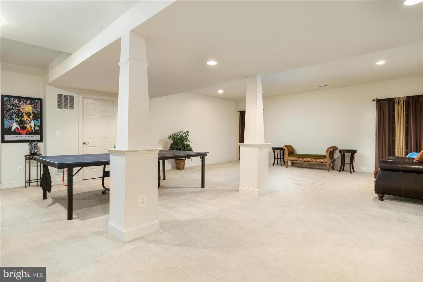 8906 Laurel Overlook Drive photo 34