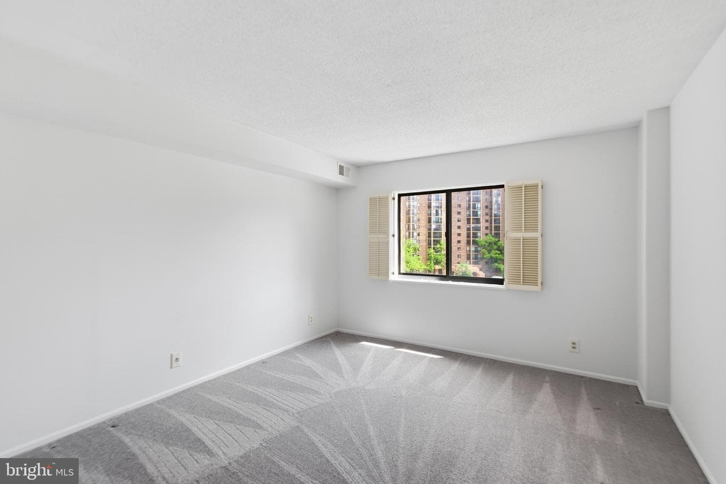 5903 Mount Eagle Drive #507 photo 9