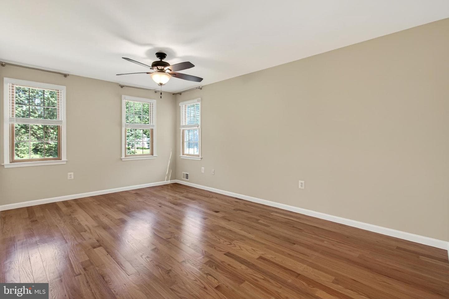 10505 Clipper Drive photo 34