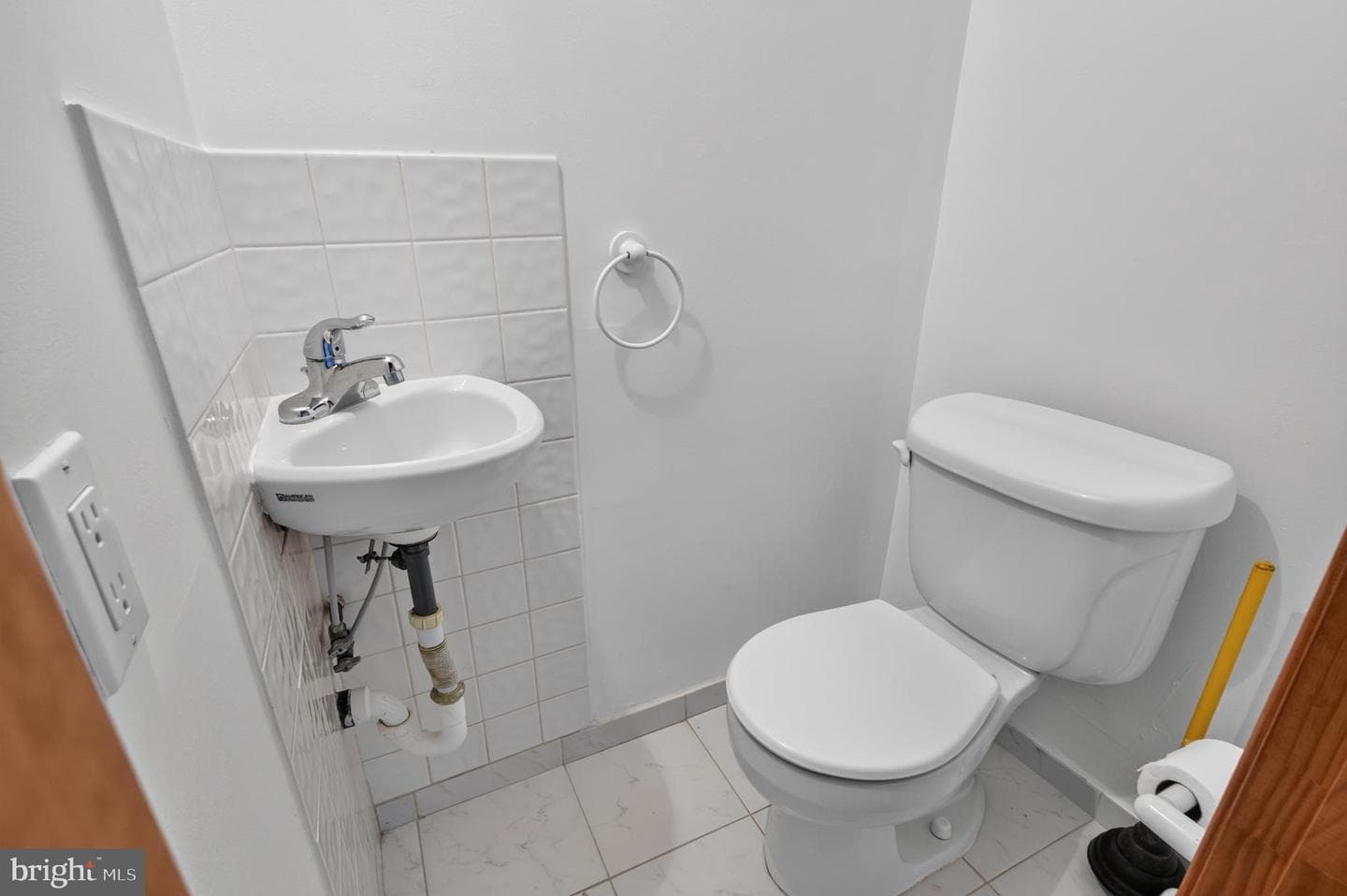 7901 Sycamore Drive photo 21