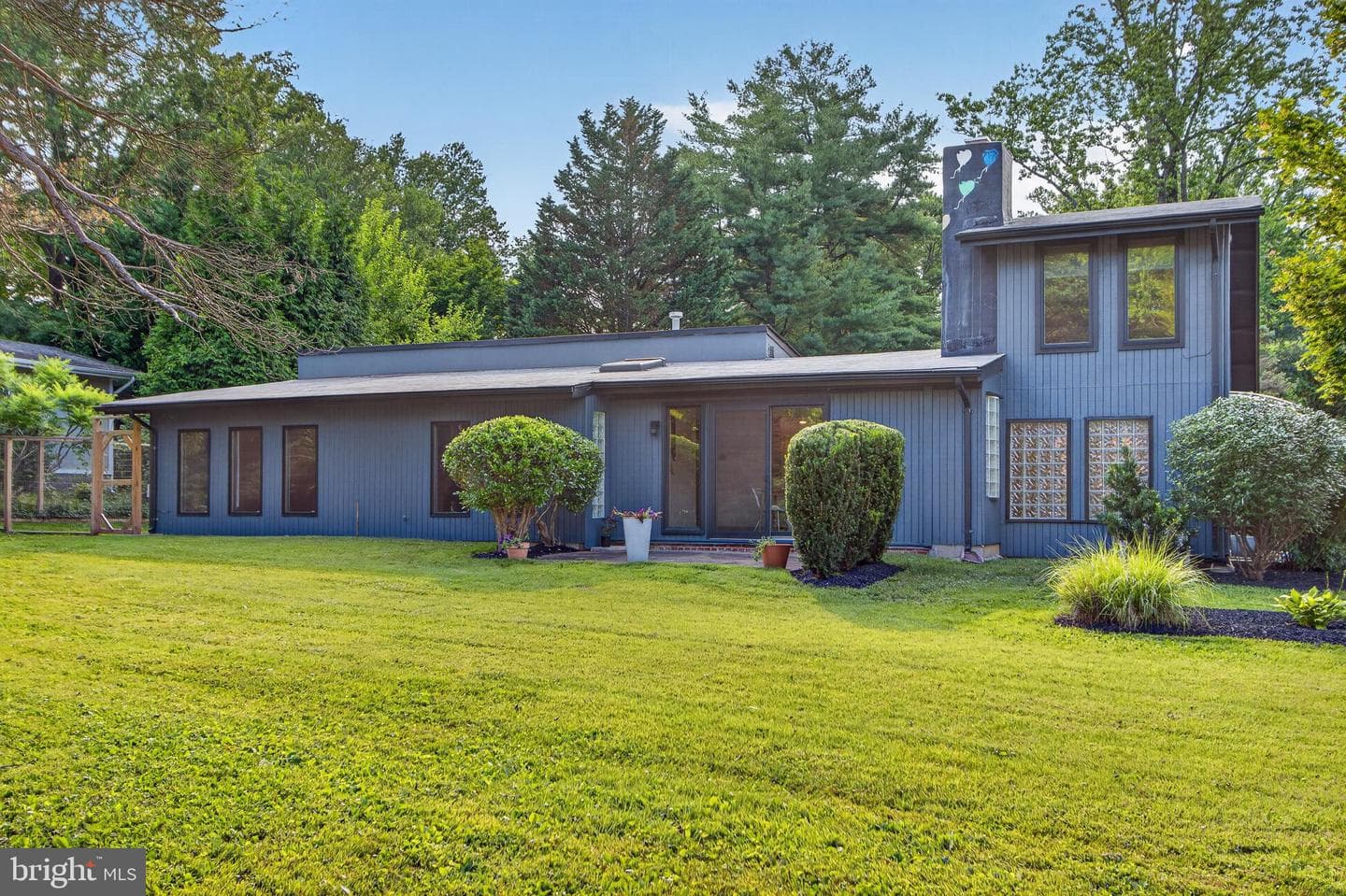 7901 Sycamore Drive photo 3
