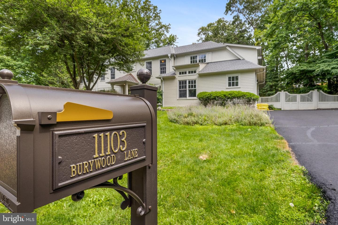 11103 Burywood Lane, Reston