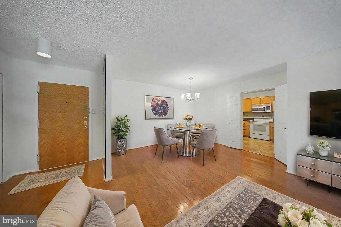 1800 Old Meadow Road #920, Mclean