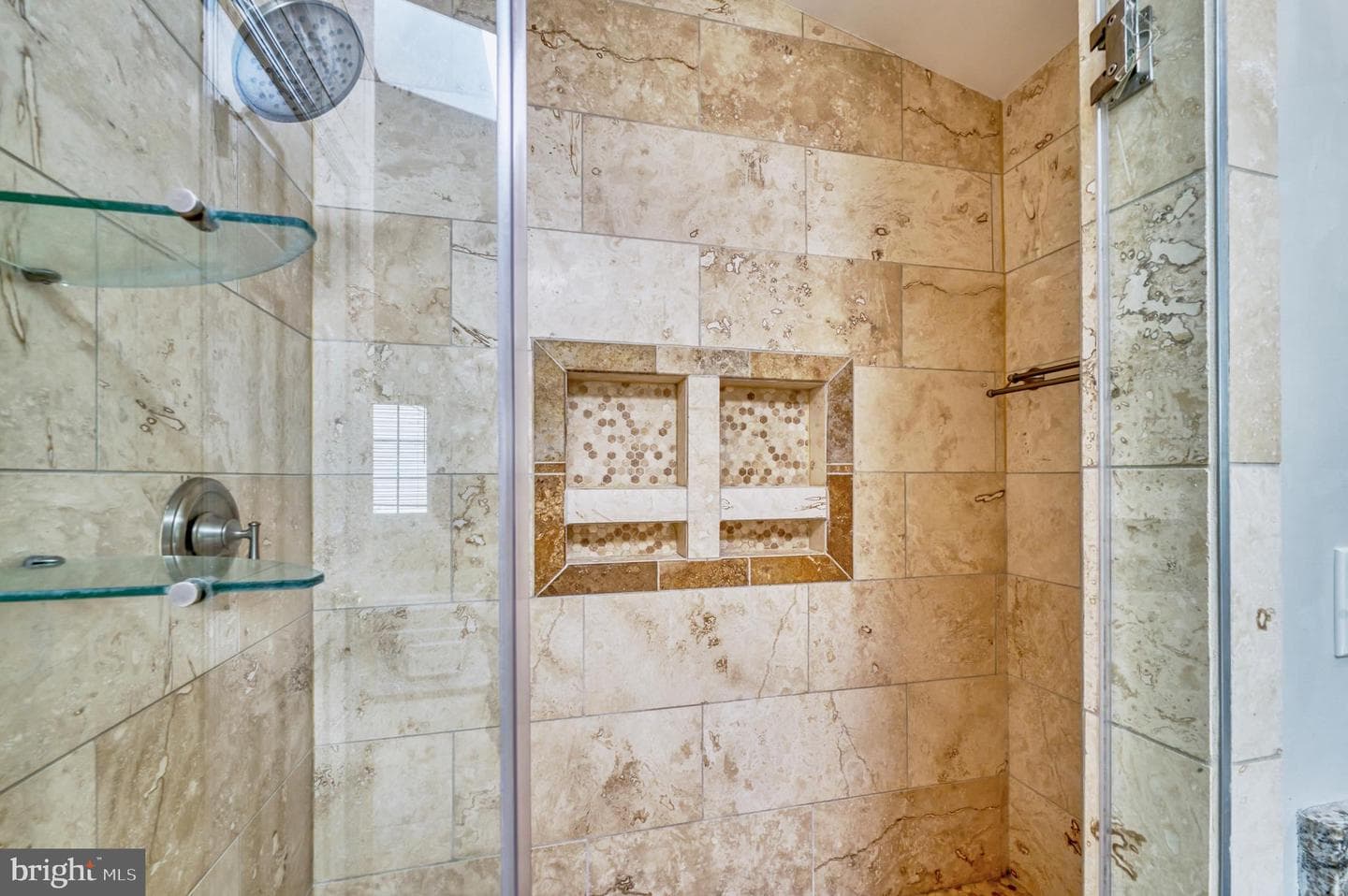 8722 Foxhall Terrace photo 34