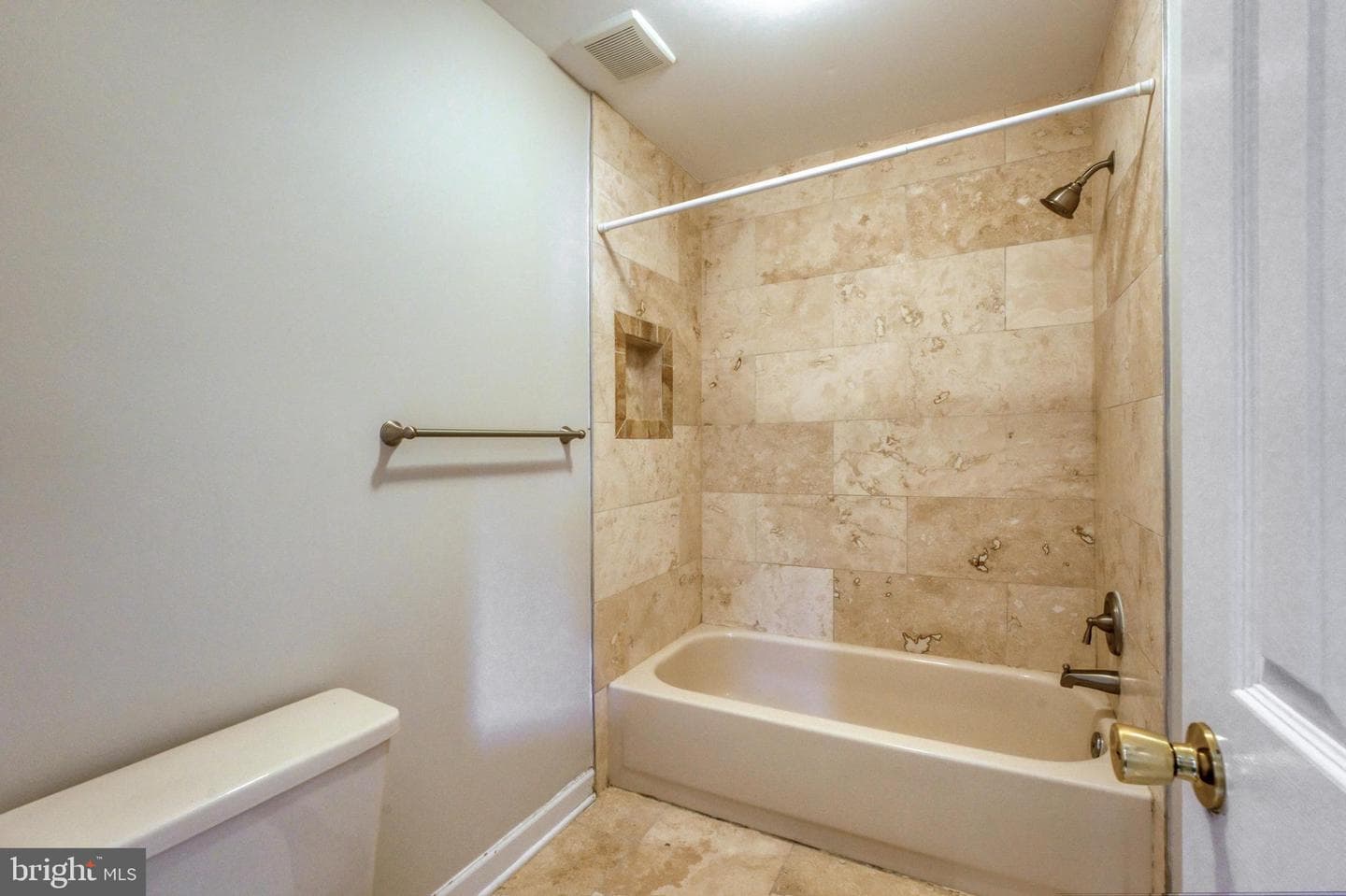 8722 Foxhall Terrace photo 39