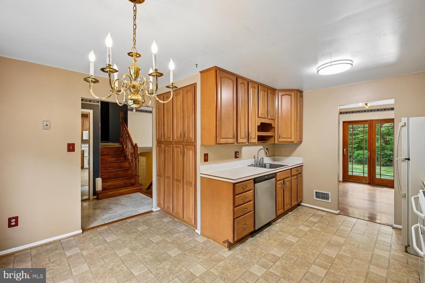 7871 Godolphin Drive photo 27