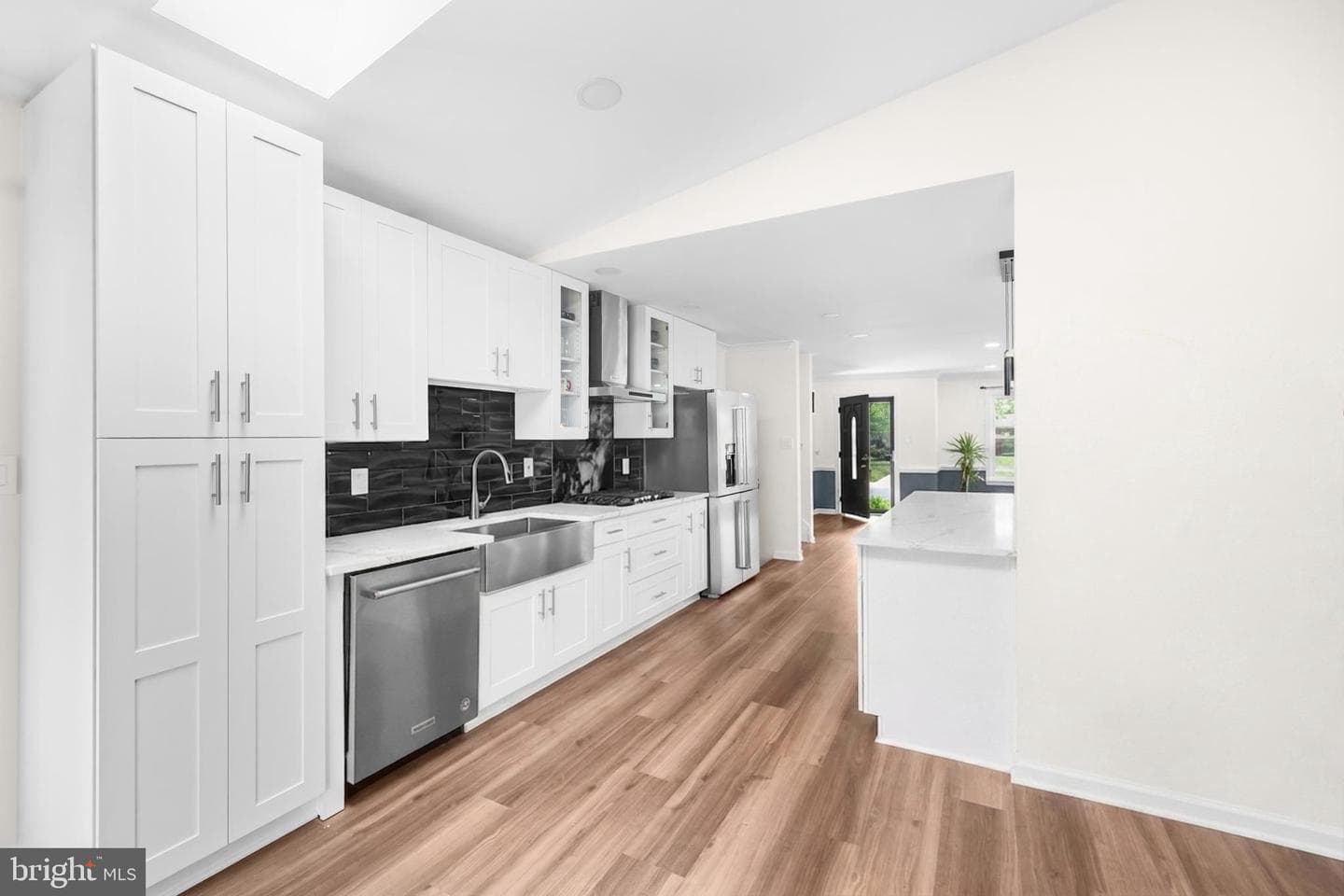 7402 Dunston Street photo 11