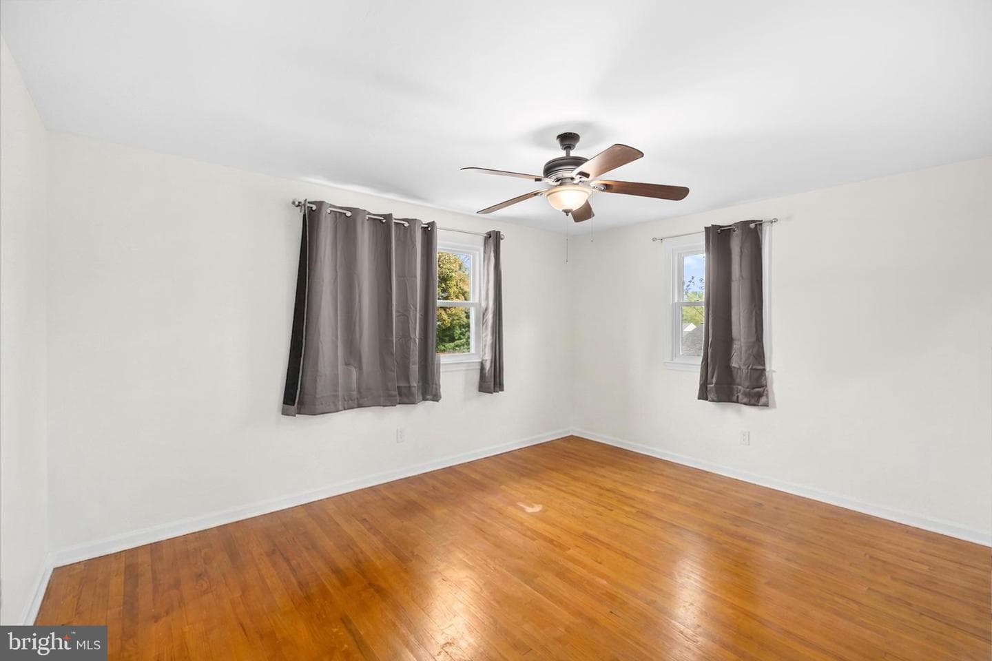 7402 Dunston Street photo 19