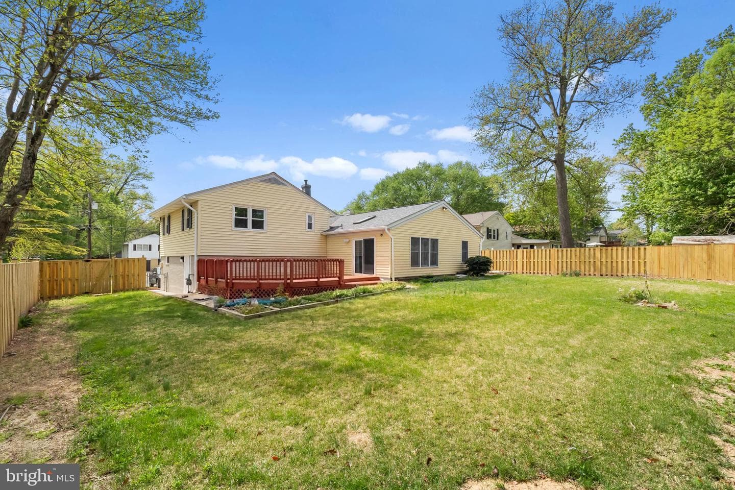 7402 Dunston Street photo 36