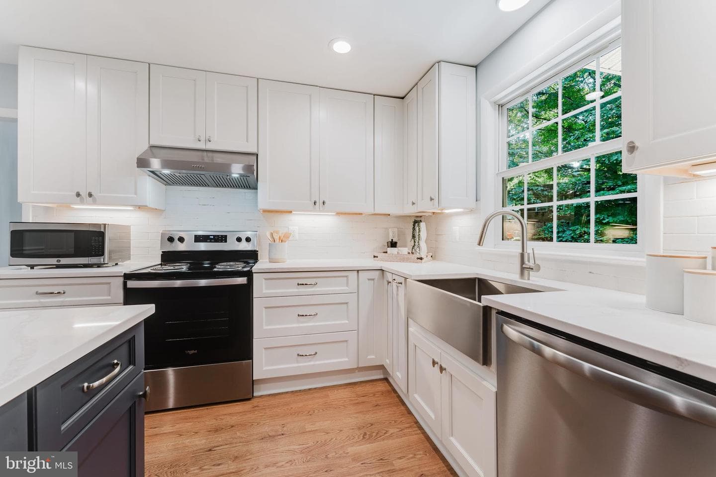4704 Sandra Lane photo 15